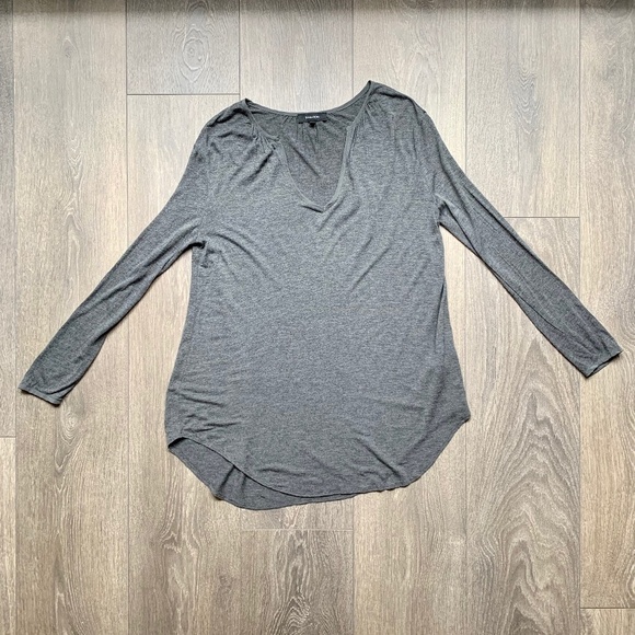 Aritzia Babaton Women's Top Blouse Charcoal Grey 3/4 Length Sleeve Size XS - Picture 8 of 16